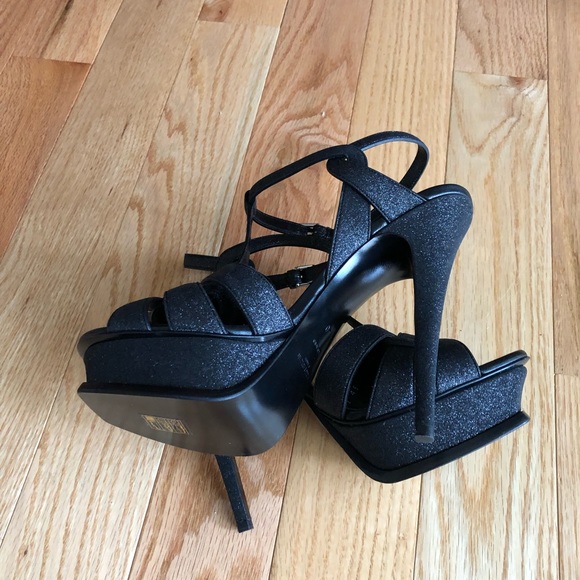 Saint Laurent - Picture 7 of 8